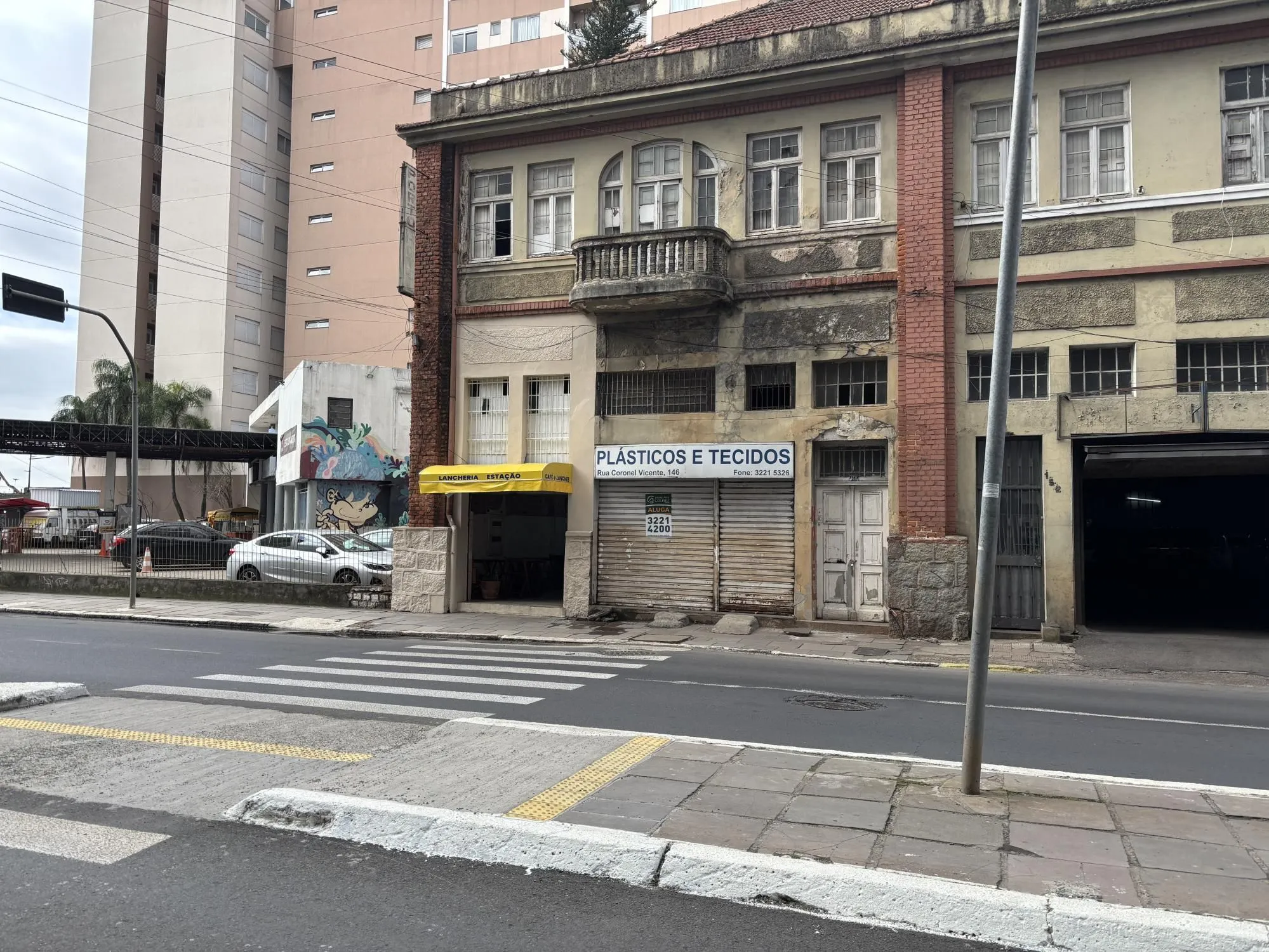Imagem Casa Comercial em Centro Histórico