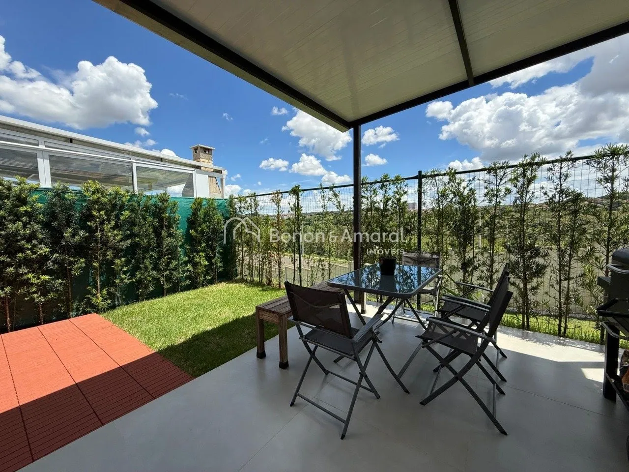 Foto do imóvel Sobrado à Venda no Brisa da Mata Village bairro Balneário Tropical, em Paulínia SP em Avenida Luiz Antonio Ferraz, 303 - Balneário Tropical, Paulínia - SP