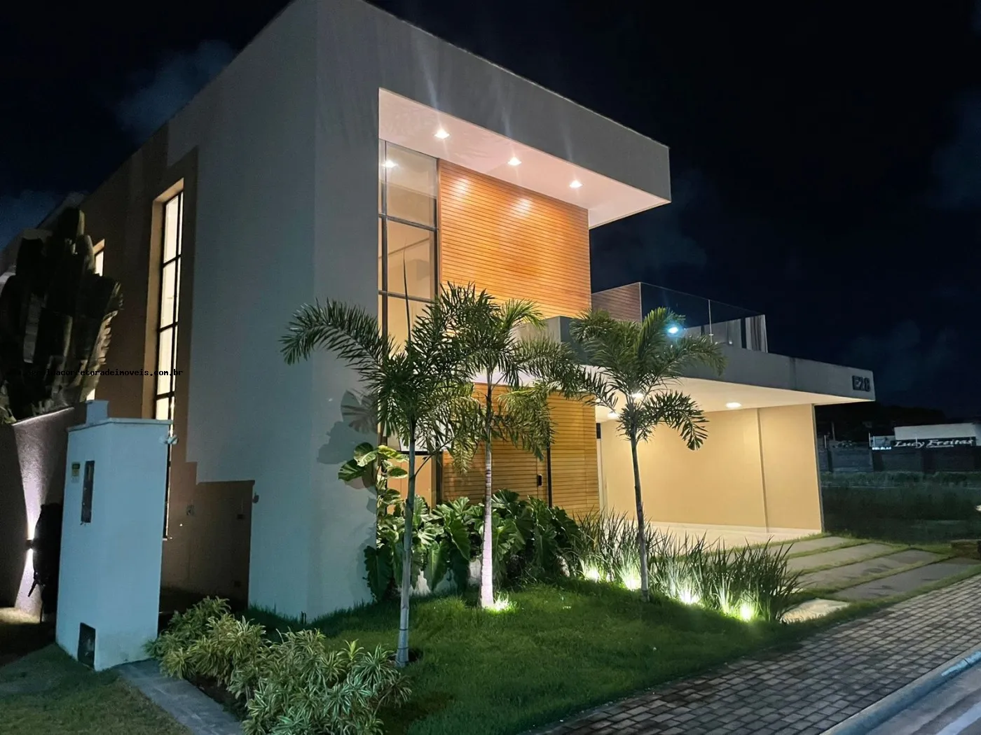 Imagem Casa em Condomínio para Venda em Natal, Candelária, 4 dormitórios, 4 suítes, 5 banheiros, 4 vagas
