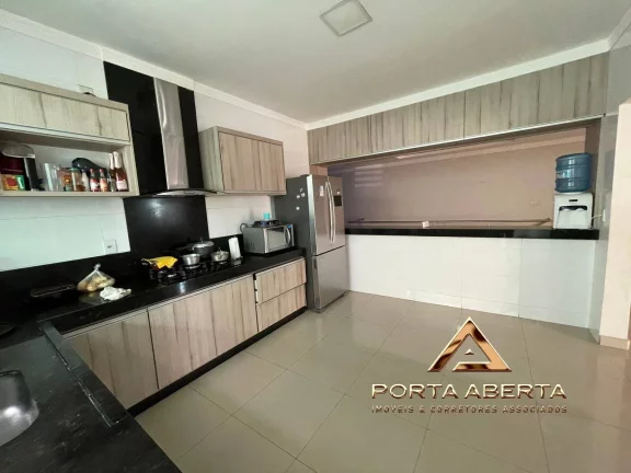 Imagem Casa 4 Quartos, sendo 1 Suite em lote de 470 m2 - Belvedere - COD 516