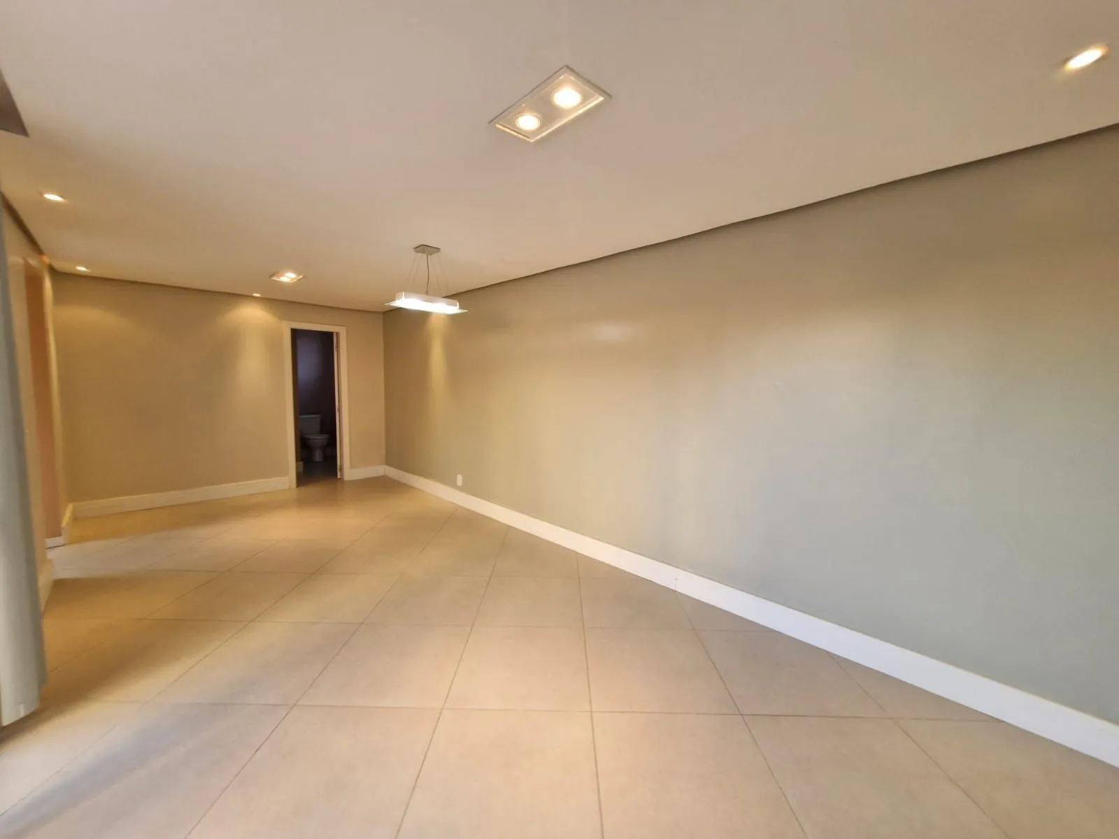 Imagem Cobertura com 123m², 2 dormitórios no Bairro Medianeira.