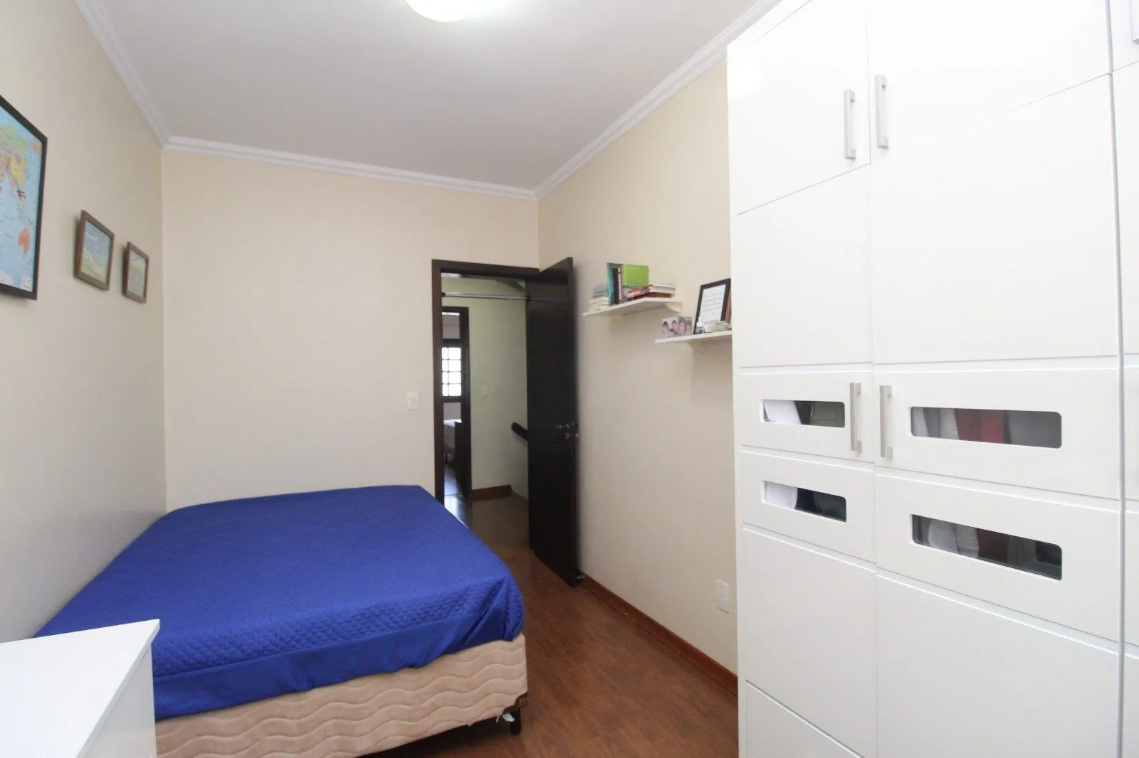 Imagem Casa de 180m² com 3 dormitórios no bairro Ecoville, Porto Alegre