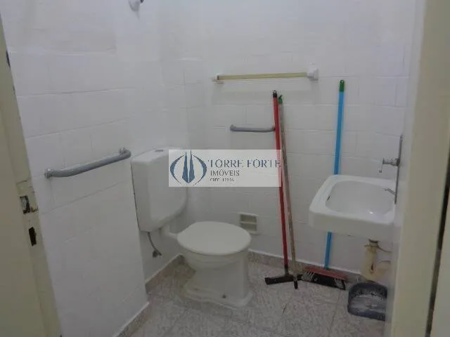 Imagem Kitnet reformada e mobiliada com 29 metros na liberdade