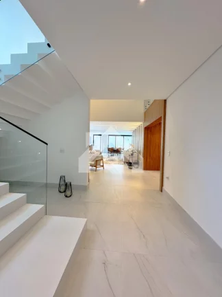 Imagem Casa de Condomínio em Alphaville - Barueri