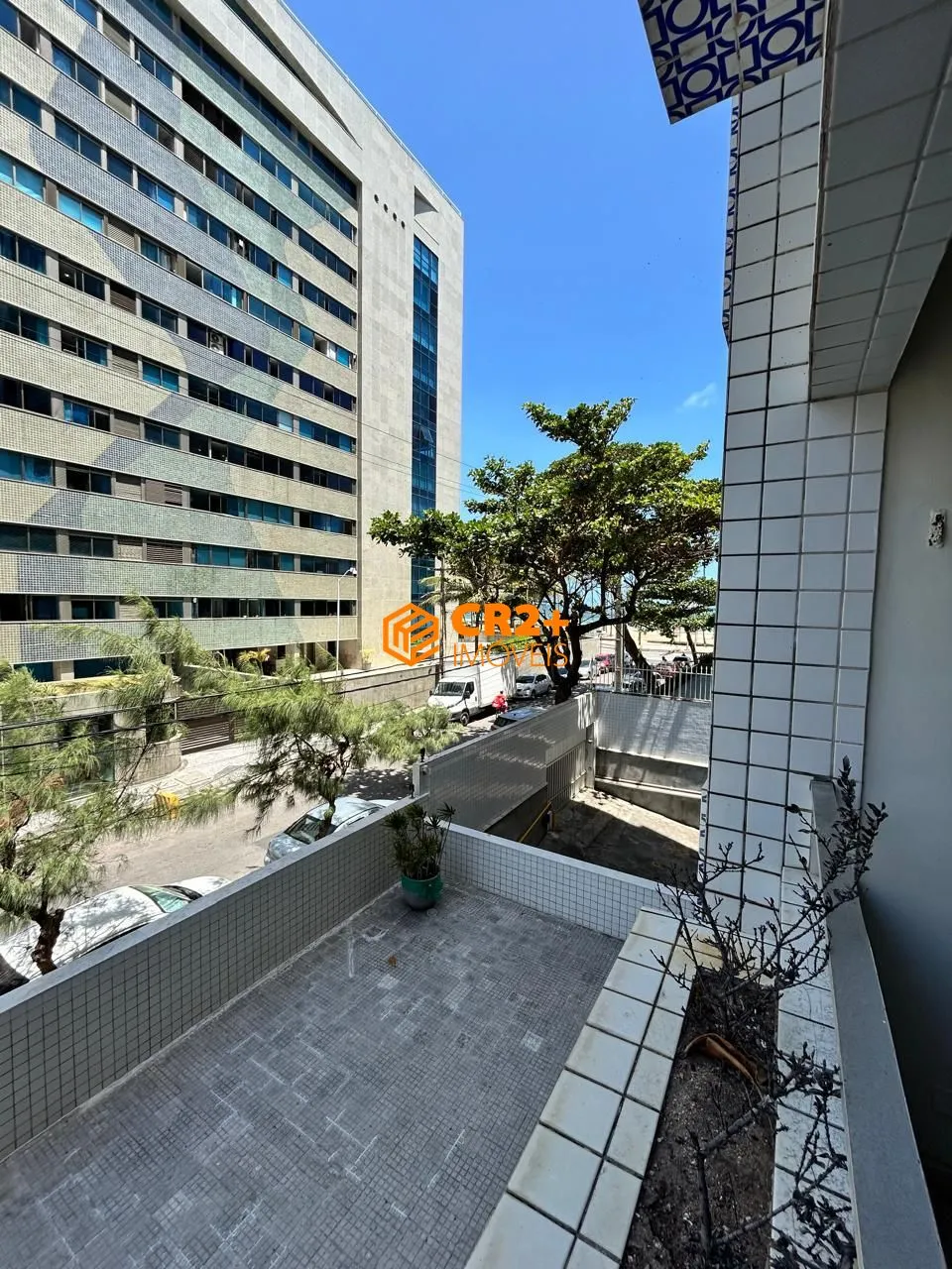 Imagem Vendo apartamento á 60 metros do Mar em Boa Viagem, com vista definitiva do Mar