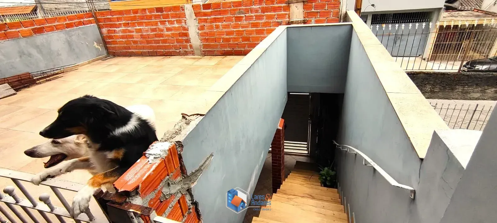 Imagem SOBRADO À VENDA, COM 140 M² COM 4 DORMS, SENDO 2 SUÍTES, AMPLA ÁREA EXTERNA, 2 VAGAS DE GARAGEM - JARDIM MARACANÃ, SÃO PAULO