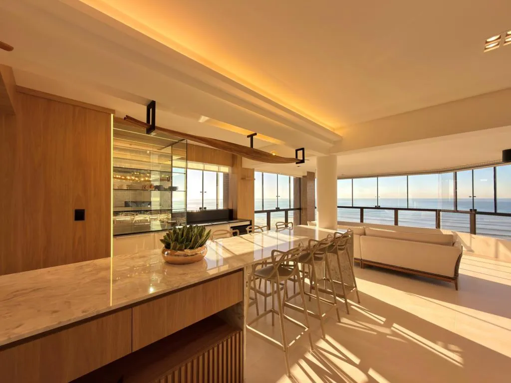 Imagem Apartamento 4 Dormitórios - Bairro Navegantes