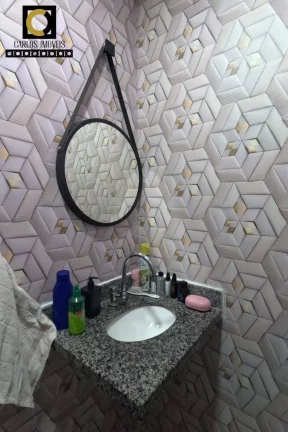 Imagem Sobrado Amplo c/ Área Gourmet - 3 Dorms e Suíte - Próx. à Praia