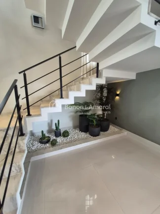 Imagem Casa com 4 suítes quartos à venda, 345m² de área construída e 450m de terreno no Residencial Vi...