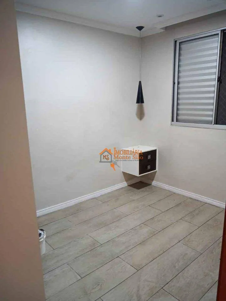 Imagem Apartamento com 2 dormitórios à venda, 41 m² por R$ 255.000,00 - Água Chata - Guarulhos/SP