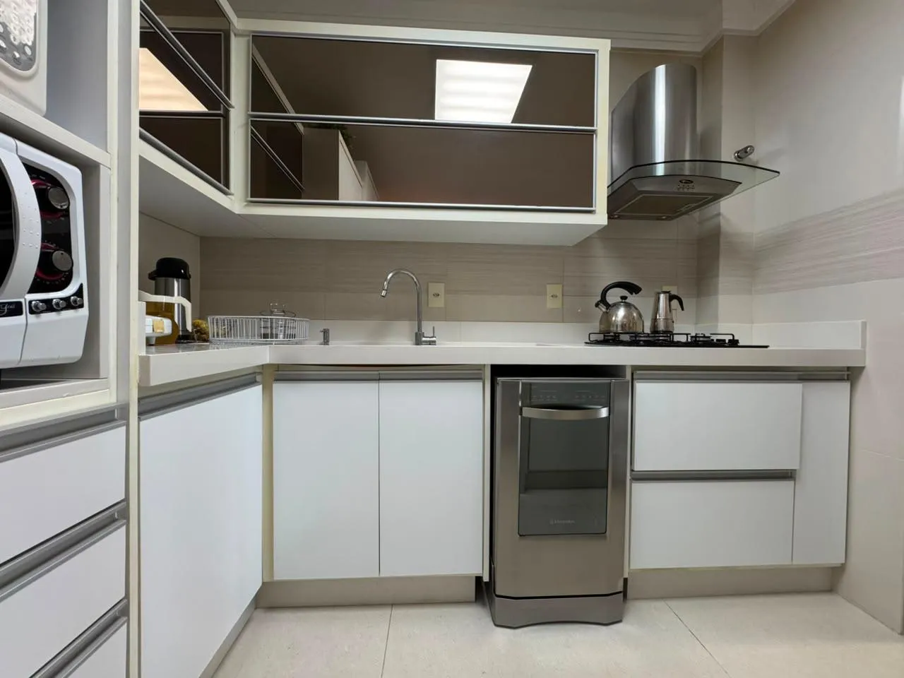 Imagem Apartamento com vista para o mar à venda com 135m2 por R$ 2.980.000,00