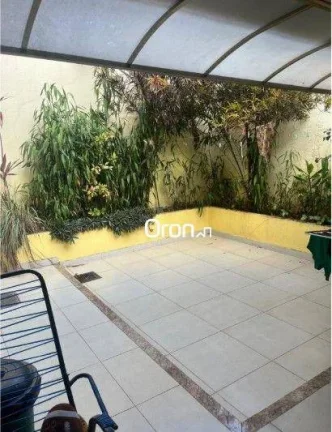 Imagem Sobrado à venda, 202 m² por R$ 850.000,00 - Setor Nova Suiça - Goiânia/GO