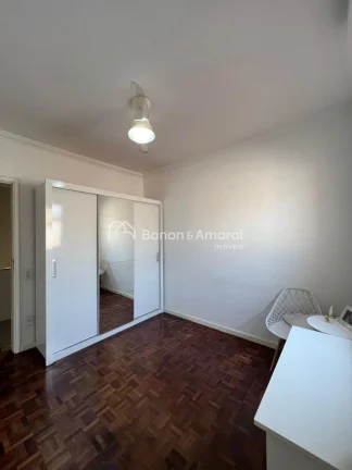 Imagem Excelente sobrado com 3 dormitórios, sendo 1 suíte localizada no piso superior, além de um corred...