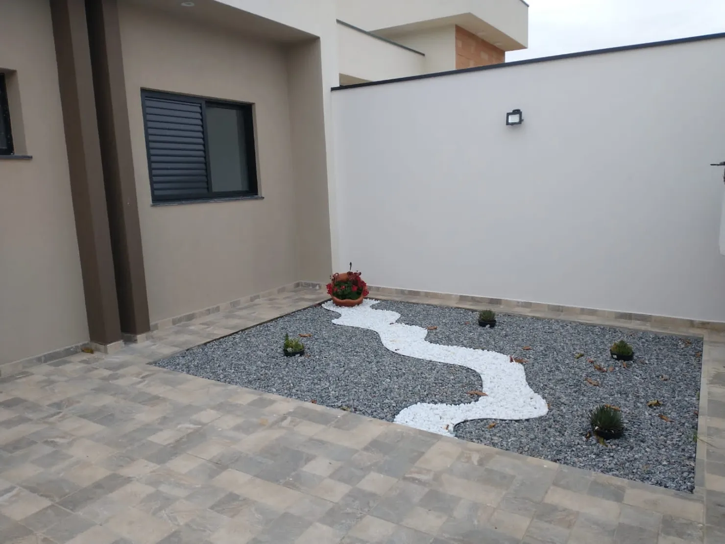 Foto do imóvel Casa à venda 3 Quartos, 1 Suite, 2 Vagas, 176M², Res. Santa Clara, Pindamonhangaba - SP