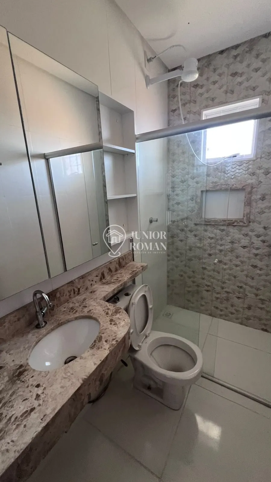 Imagem SOBRADO 4 DORM l 3 SUITES l PISCINA l ENERGIA SOLAR l ÁREA GOURMET l MORADA NOBRE - BARREIRAS/BA