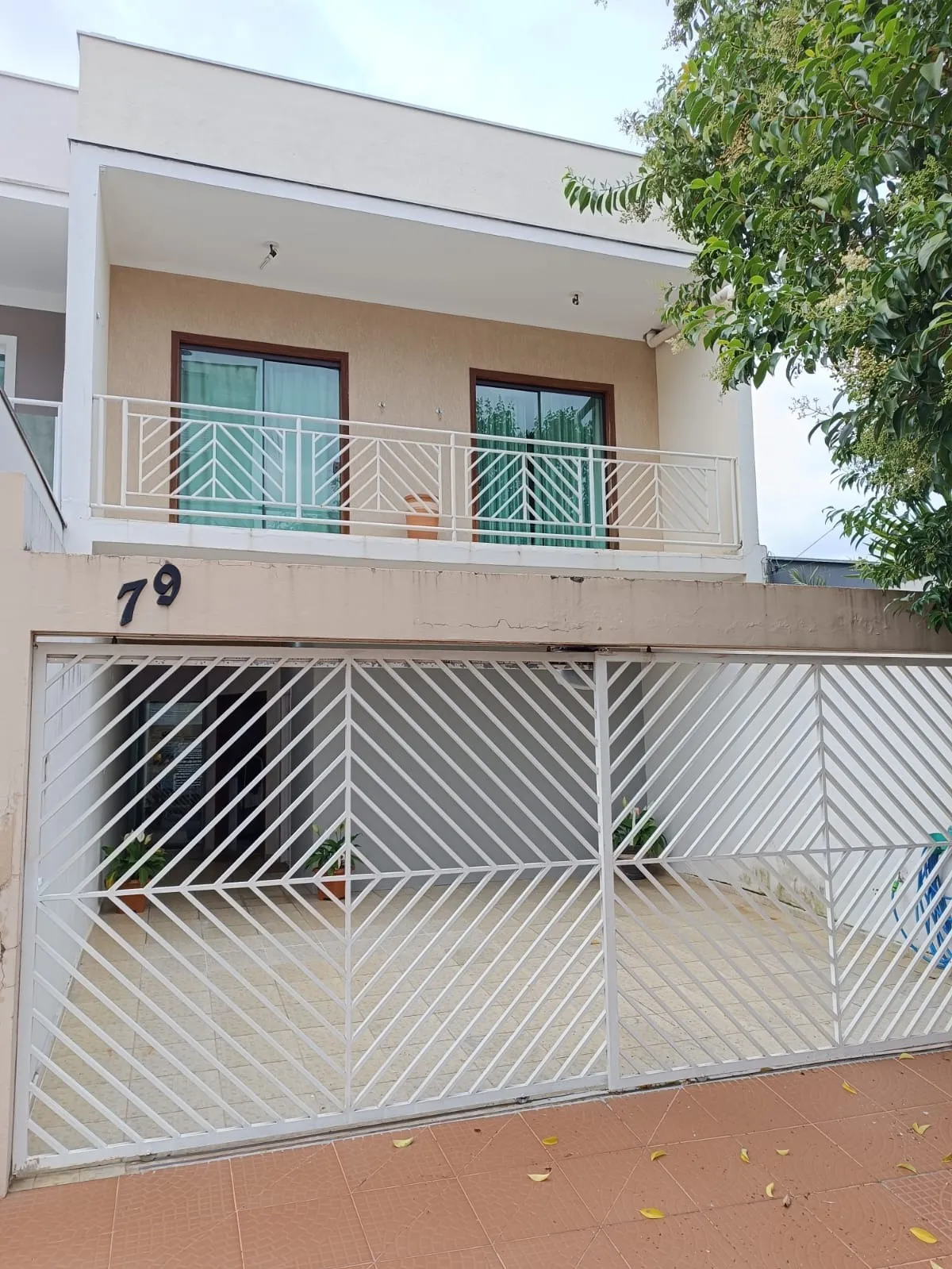Foto do imóvel Sobrado de 3 Dormitórios à Venda no Jardim Karolyne, Votorantim - 280 m² em JARDIM KAROLYNE, VOTORANTIM - SP