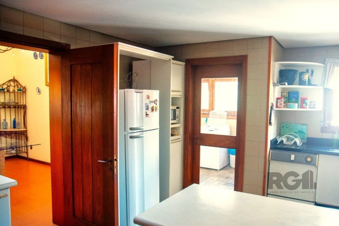 Imagem xcelente cobertura, 3 dormitórios, 1 suíte, (atualmente 3, ampliada suíte do casal),