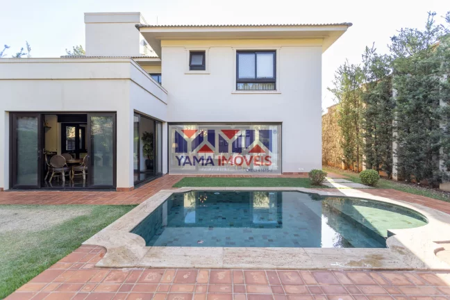 Imagem Casa Alto Padrão Condomínio Aspen 495 m²