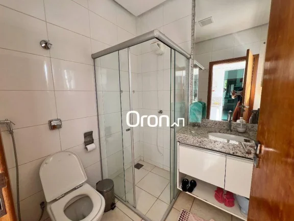 Imagem Sobrado à venda, 324 m² por R$ 1.700.000,00 - Loteamento Portal do Sol I - Goiânia/GO