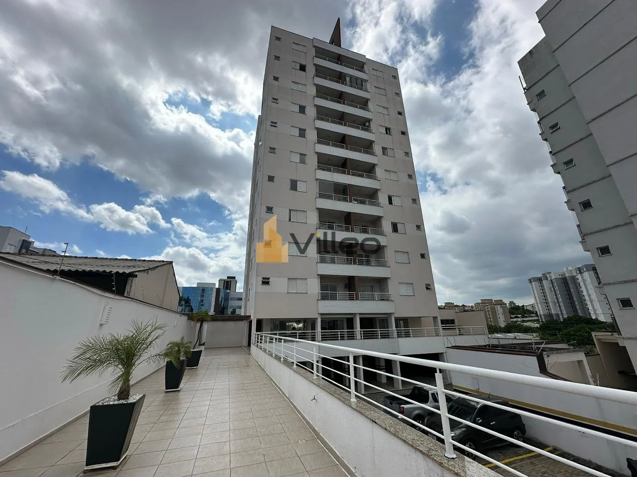 Imagem Descubra seu novo lar no Edifício Treviso! Este elegante apartamento, localizado no 5º andar e com...