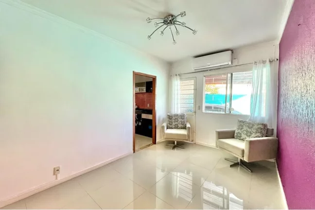 Imagem Casa para venda no bairro Harmonia em Canoas