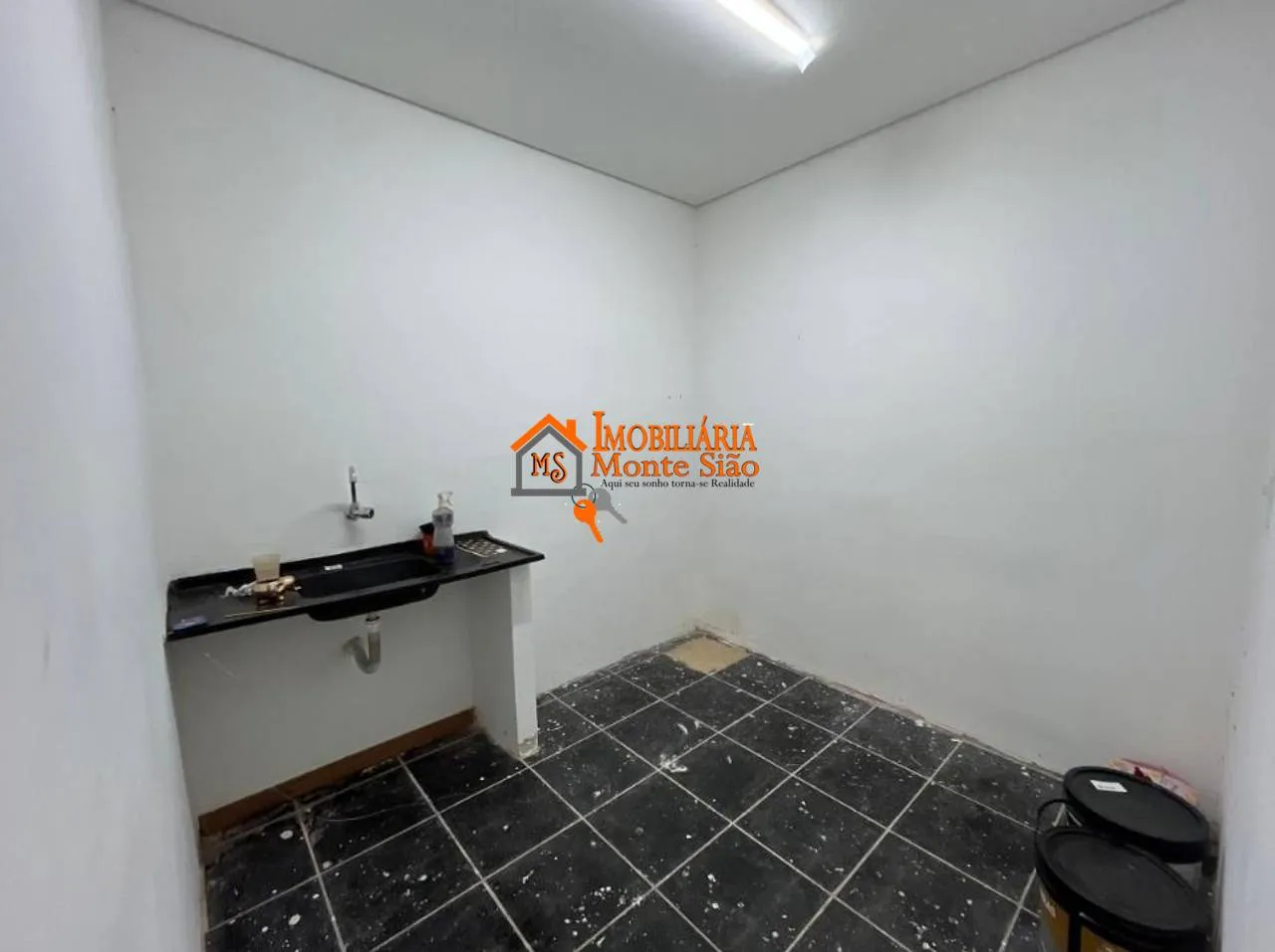 Imagem Salão para alugar, 70 m² por R$ 1.986/mês - Vila Carmela I - Guarulhos/SP