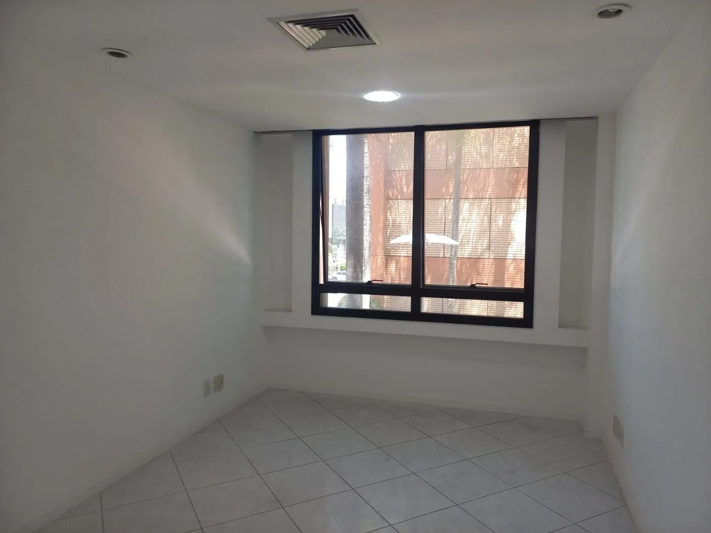 Imagem Sala comercial à venda no bairro Barra da Tijuca em Rio de Janeiro/RJ