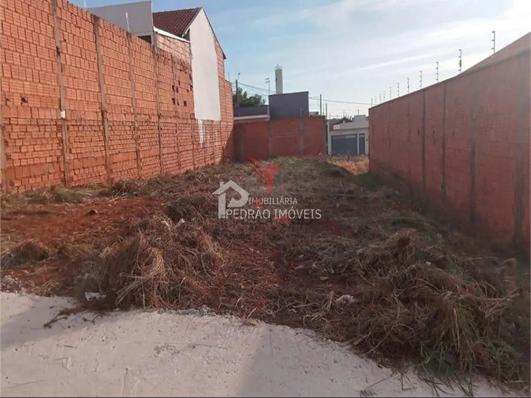 Imagem Lote/Terreno de 265m² no bairro Jardim Grajaú, em Lençóis Paulista