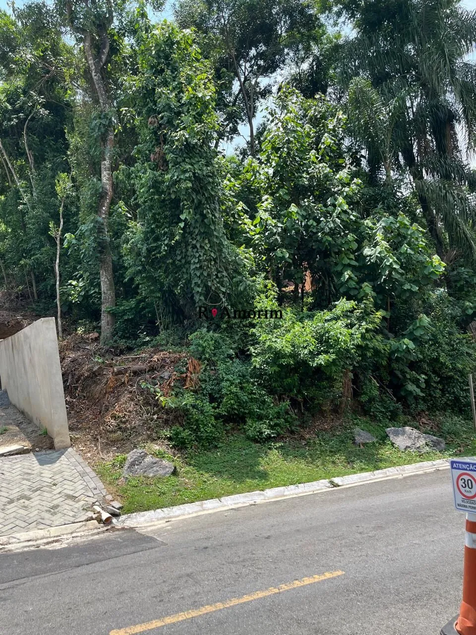Imagem São Fernando Residência - Terreno a venda no Condomínio São Fernando Residência em Barueri/SP com 712 metros