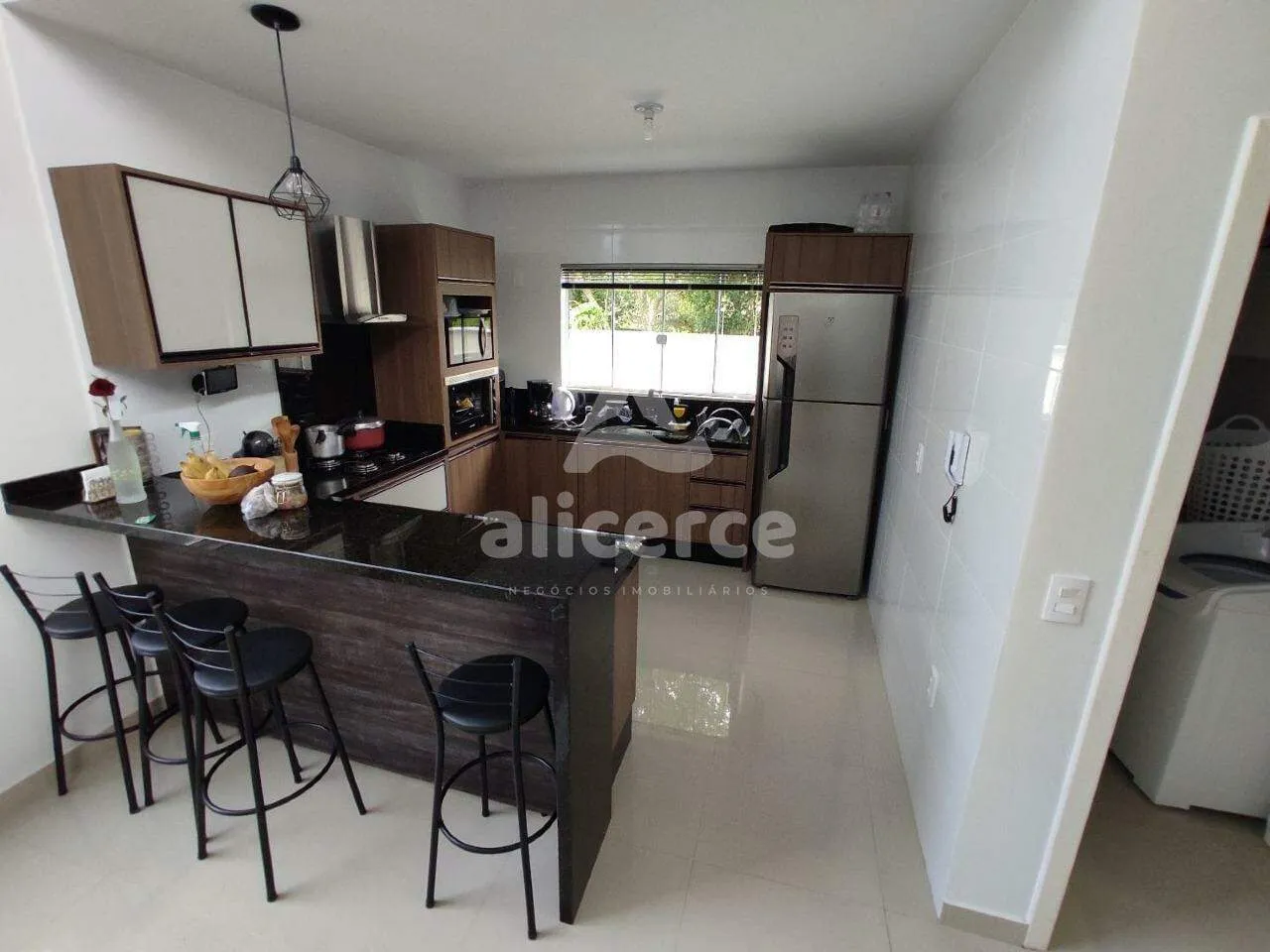 Imagem Casa à venda com 3 quartos 1 suíte, 130m² em Tapera da Base Florianópolis