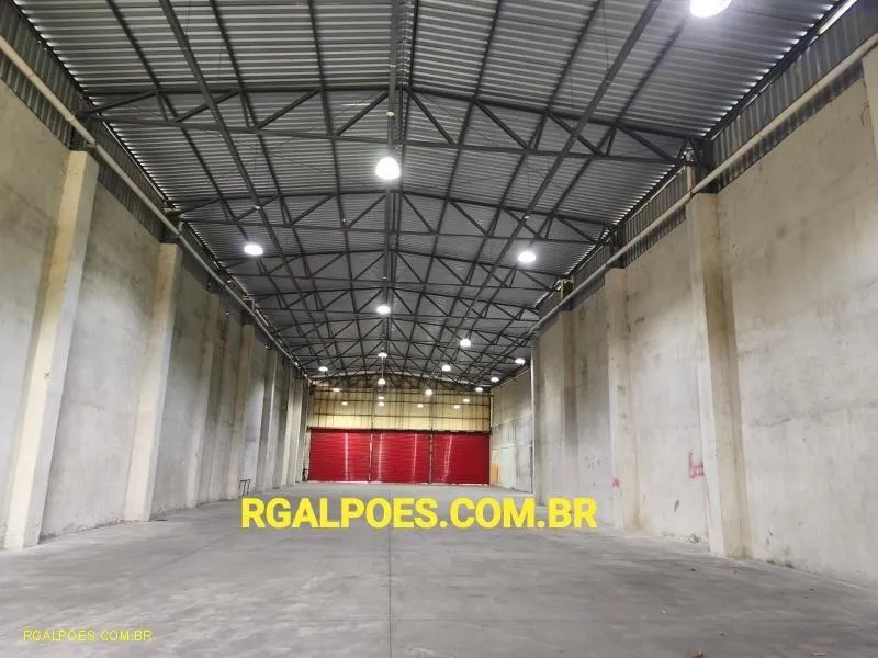 Imagem Galpão para Locação em DUQUE DE CAXIAS, PARQUE PAULISTA, 1 banheiro