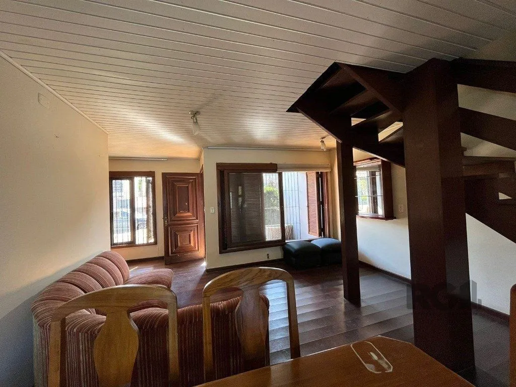 Imagem Casa de 262m², bairro Anchieta