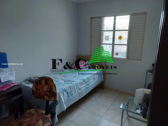 Imagem Casa para Venda em Araras, Conjunto Habitacional Heitor Villa Lobos, 3 dormitórios, 1 suíte, 2 banheiros, 2 vagas