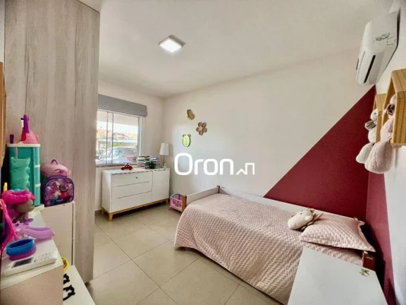 Imagem Casa com 3 dormitórios à venda, 130 m² por R$ 820.000,00 - Jardim Guanabara II - Goiânia/GO