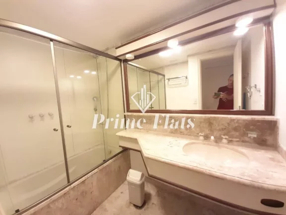Imagem Flat disponível para venda no Le Premier, com 28m², 1 dormitório e 1 vaga