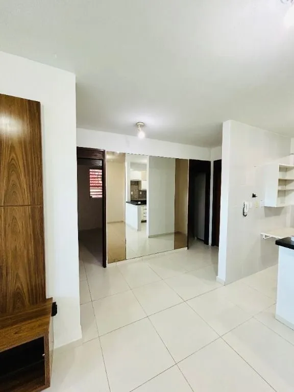 Imagem Casa com 3 quartos em Ponta de Campina, a 300m da praia. Moderna, ventilada e pronta para morar em área valorizada.