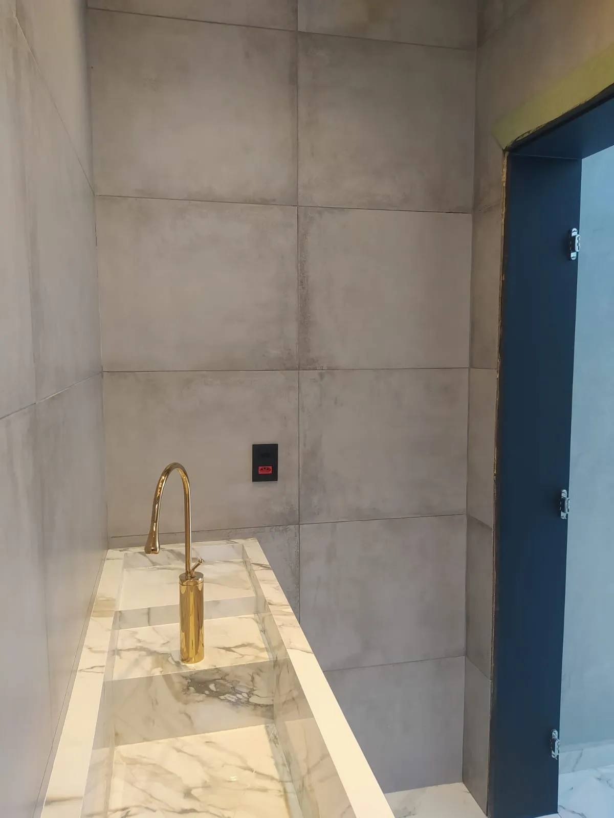 Imagem Venda Chácara Ondina de 300m² Com 4 Suítes Sorocaba/SP