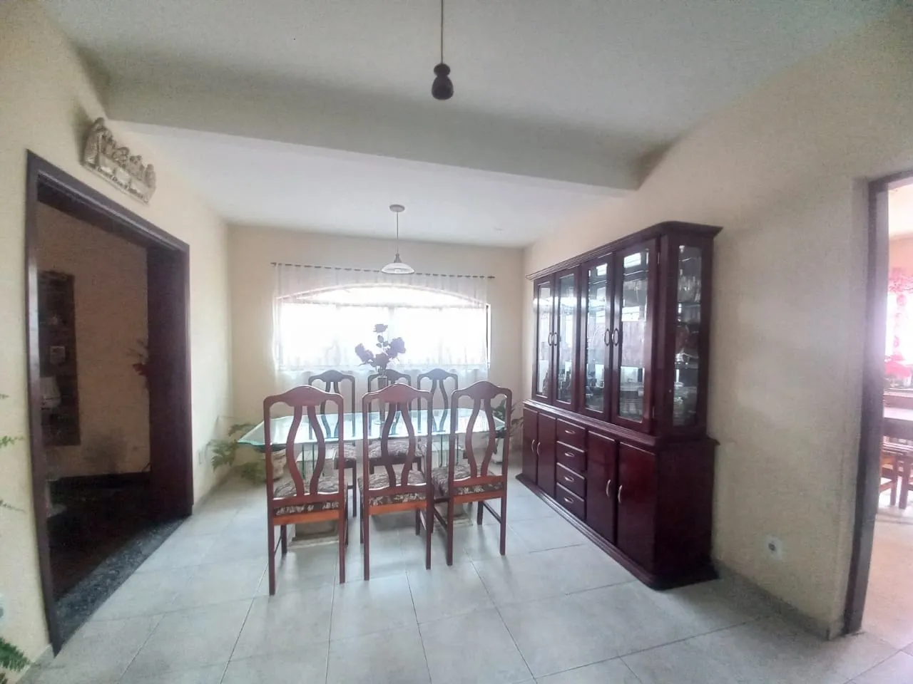 Imagem Casa à venda 3 Quartos, 1 Suite, 2 Vagas, 324M², Parque São Domingos, Pindamonhangaba - SP
