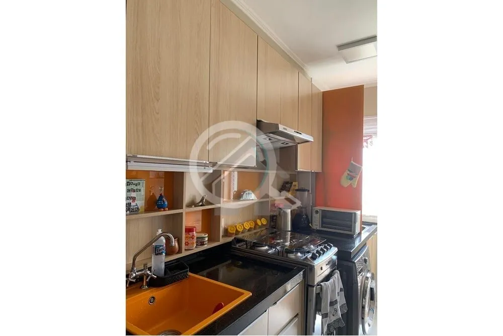 Imagem Apartamento com 02 quartos (01 suíte), living, cozinha com churrasqueira, área de serviço e vaga ...