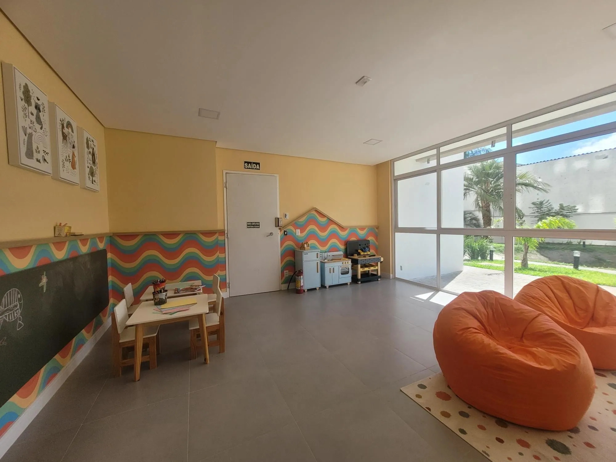 Imagem Excelente apartamento 3 dormitórios com 2 vagas próximo PUC-RS