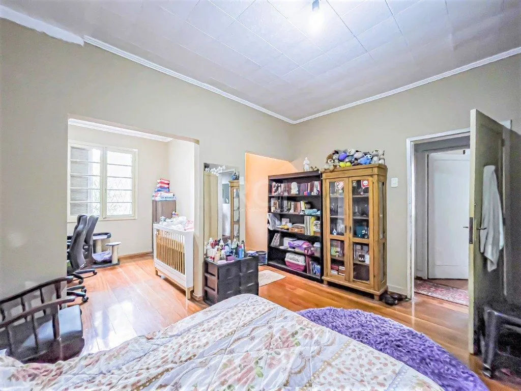 Imagem Casa para Venda - 212m², 3 dormitórios, 3 vagas - Azenha