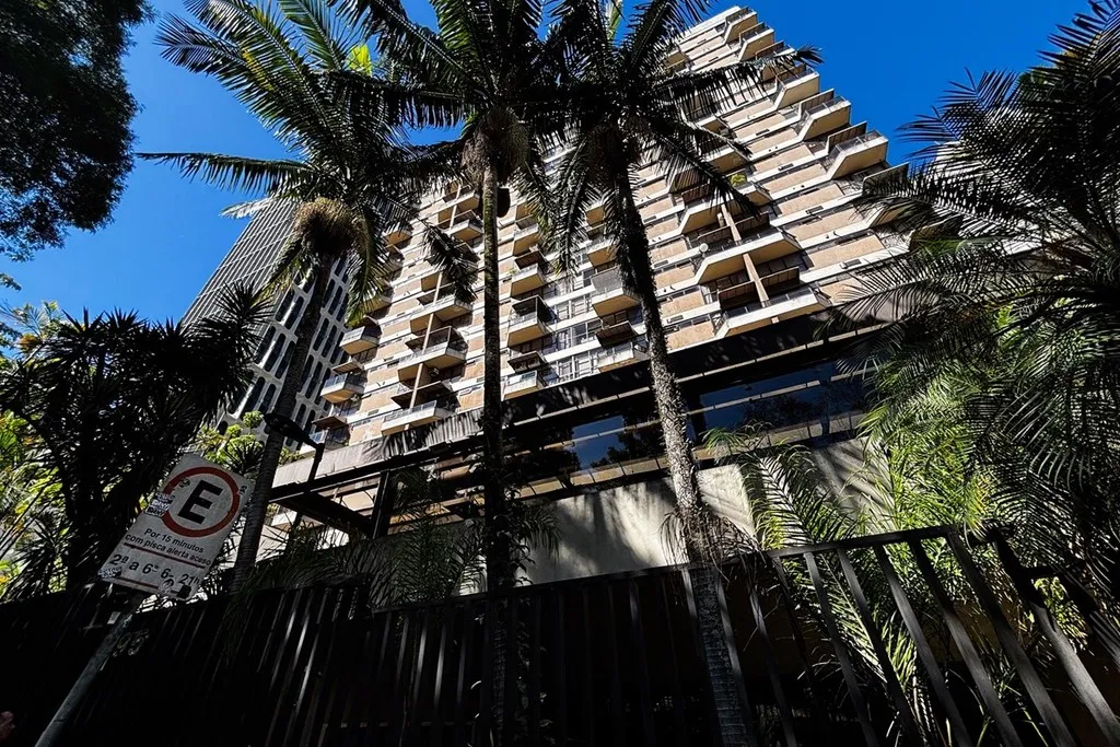 Imagem Apartamento com 2 Quartos à Venda, 69 m² em Cerqueira César - São Paulo