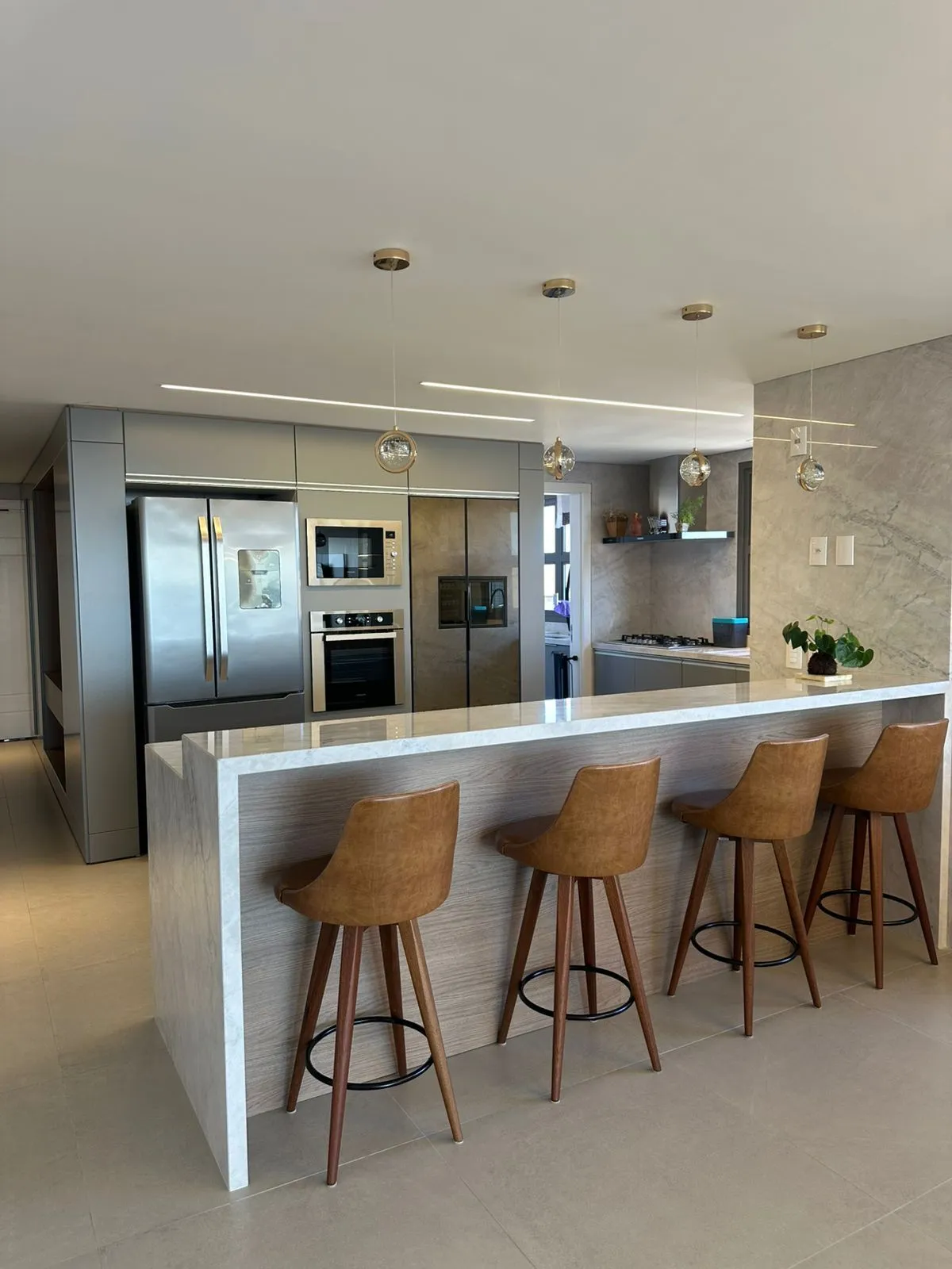 Imagem Lindo Apartamento 3 Suítes, 5 banh, 3 vagas, Vista Guaiba, Tristeza, Porto Alegre, RS