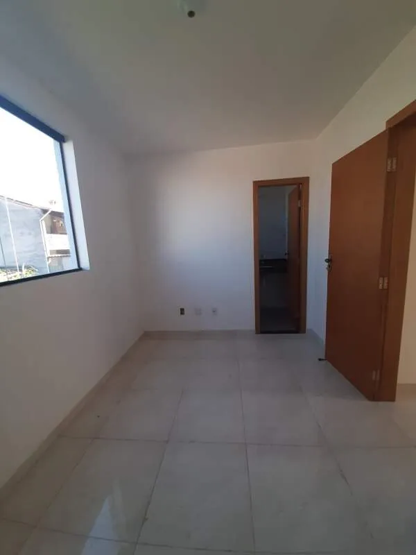 Imagem Casa duplex à venda, 3 quartos, 1 suíte, 2 vagas, JARDIM LEBLON - Belo Horizonte/MG