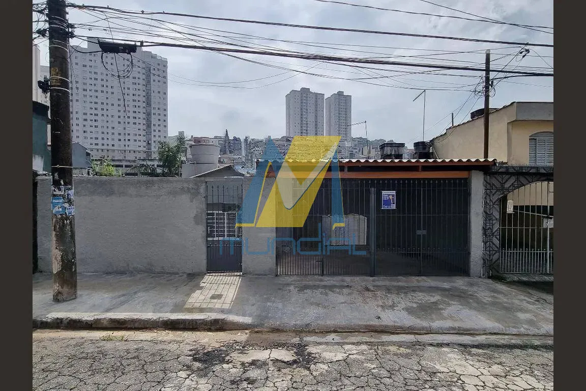 Imagem Casa com 50m², 2 dormitórios e 2 vagas, pronta para morar.