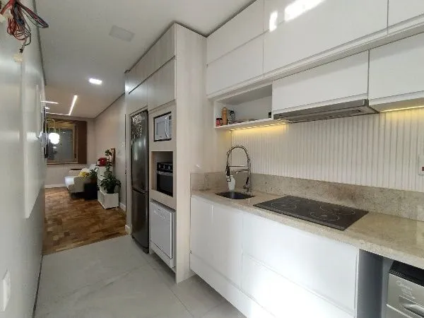 Imagem Vende-se apartamento reformado com 2 dormitórios (1 suíte) - 75 m² - Jardim Botânico