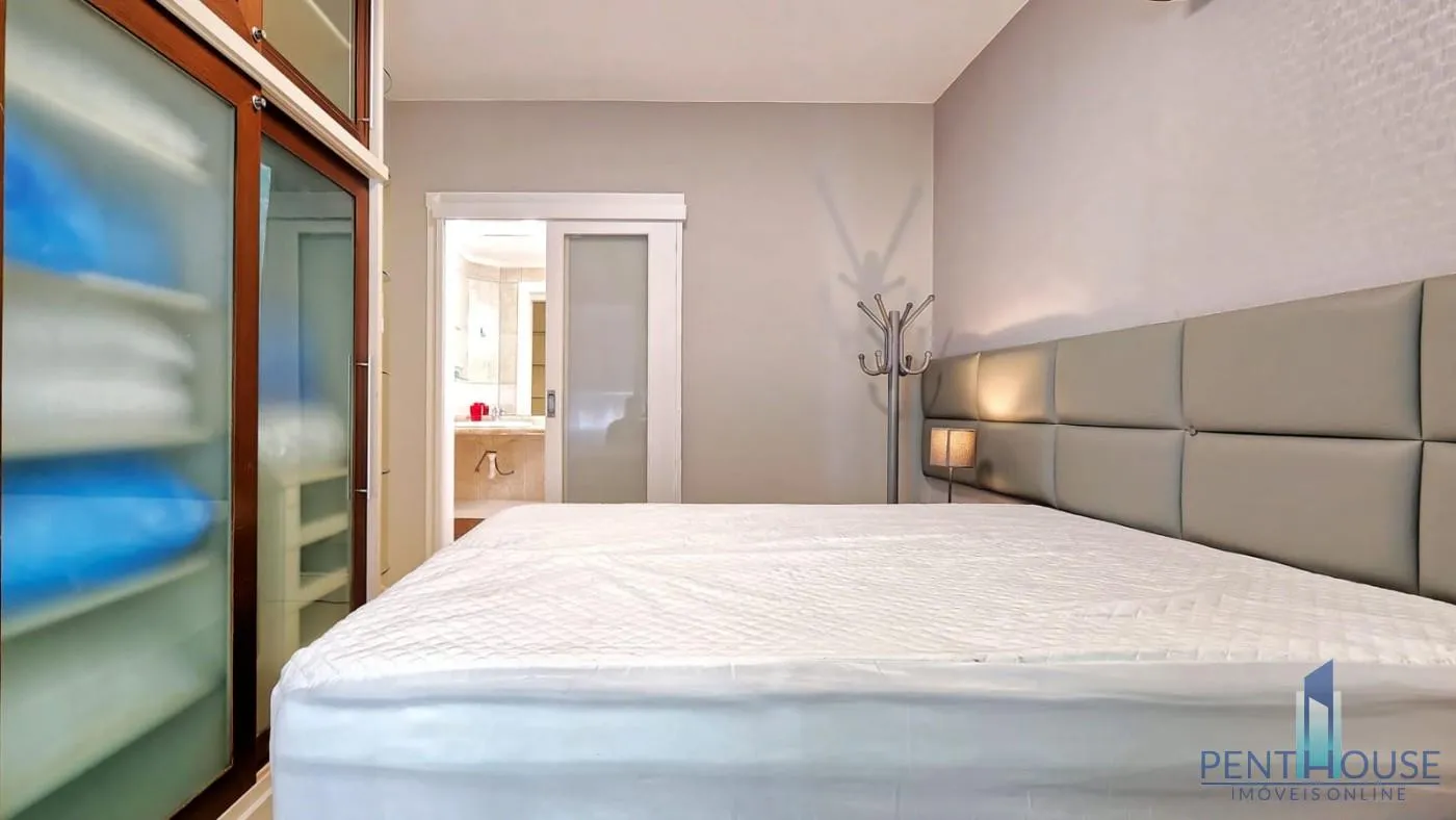 Imagem Apartamento Quadra Mar para Venda em Balneário Camboriú, CENTRO, 2 dormitórios, 1 suíte, 2 banheiros, 2 vagas