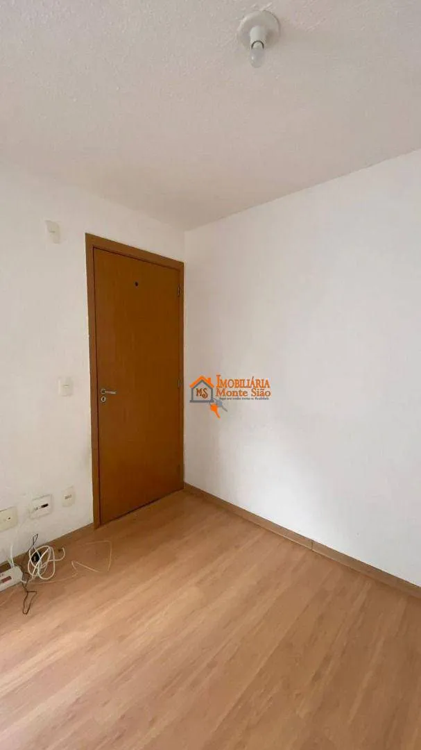 Imagem Apartamento com 2 dormitórios à venda, 47 m² por R$ 255.000,00 - Água Chata - Guarulhos/SP