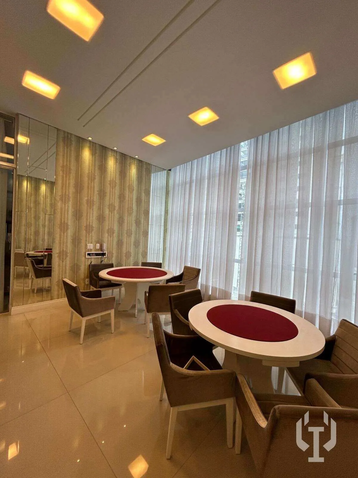 Imagem Apartamento à venda, no MAR DAS ARÁBIAS em Itapema, Meia Praia, com 3 quartos, 185,42m2