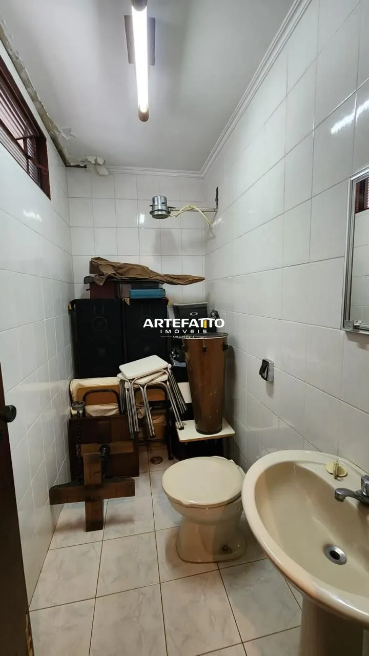 Imagem Casa na Avenida Santa Cruz para comércio